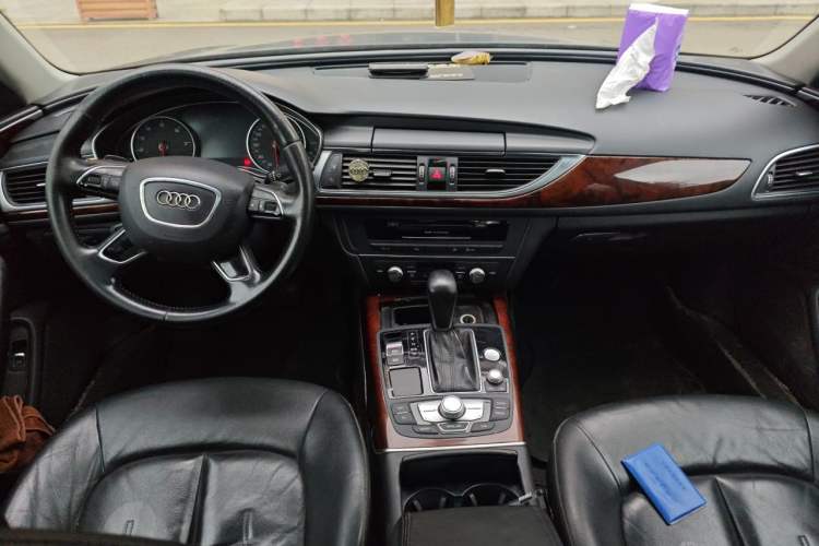 Used Audi A6L 2016 30 FSI Comfort Version Center Console