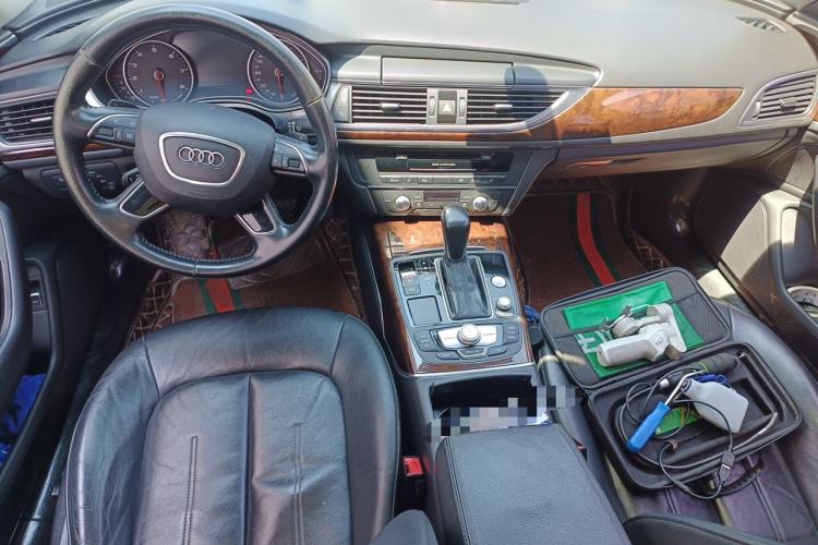 Used Audi A6L 2016 30 FSI Comfort Version Center Console