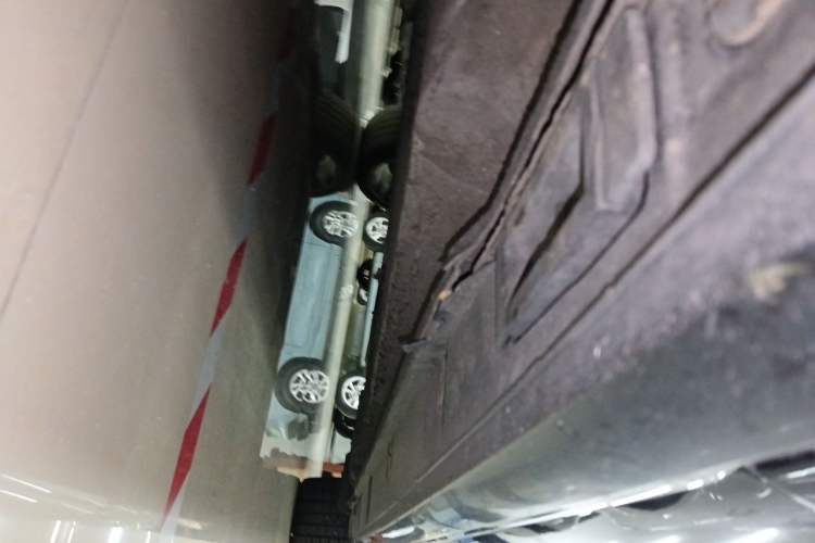 Used Audi A6L 2016 30 FSI Comfort Version Chassis Front Left