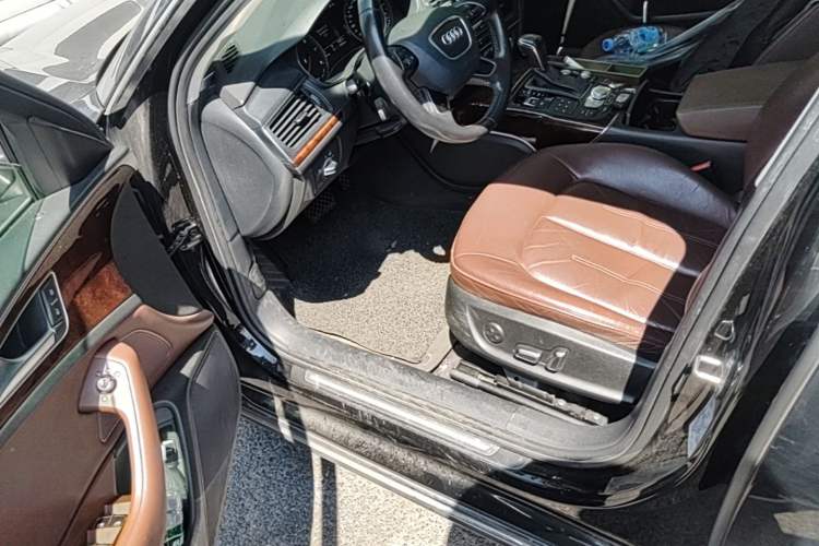 Used Audi A6L 2016 30 FSI Comfort Version Driver Seat