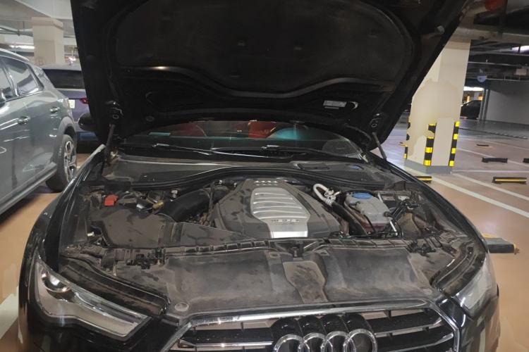 Used Audi A6L 2016 30 FSI Technology Model Engine Bay