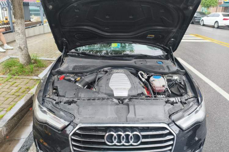 Used Audi A6L 2016 30 FSI Comfort Version Engine Bay