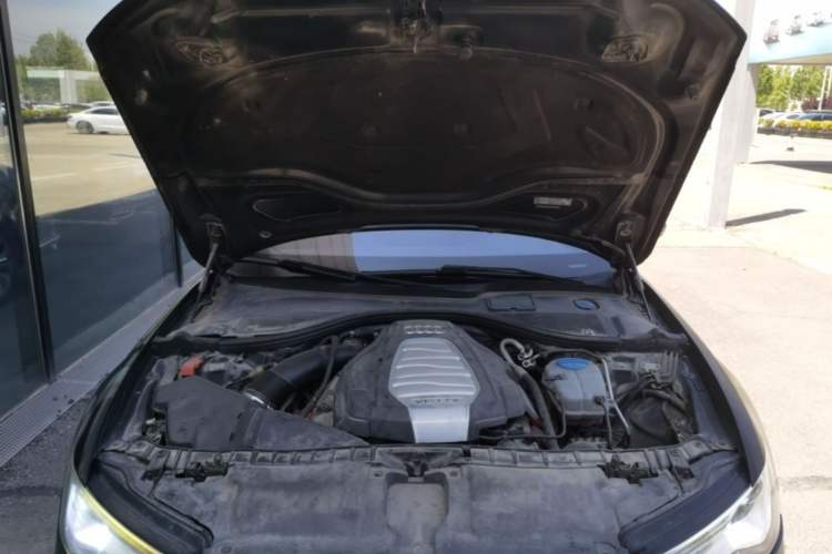 Used Audi A6L 2016 30 FSI Comfort Version Engine Bay