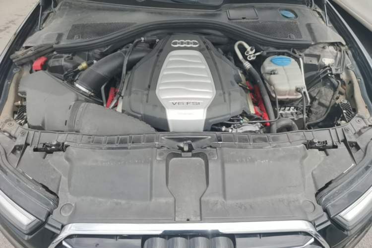 Used Audi A6L 2016 30 FSI Comfort Version Engine Bay