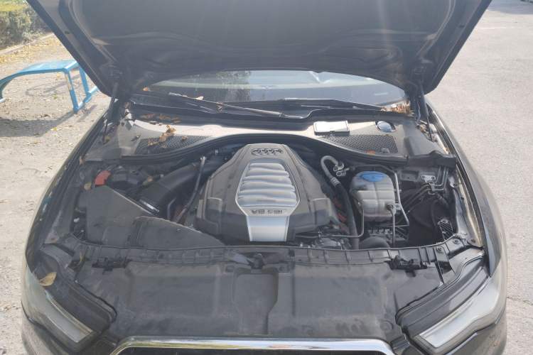 Used Audi A6L 2016 30 FSI Comfort Version Engine Bay