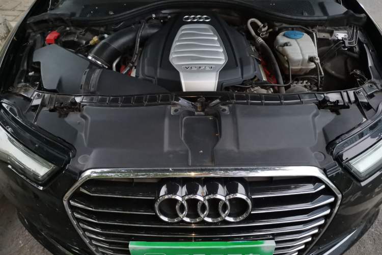 Used Audi A6L 2016 30 FSI Comfort Version Engine Bay