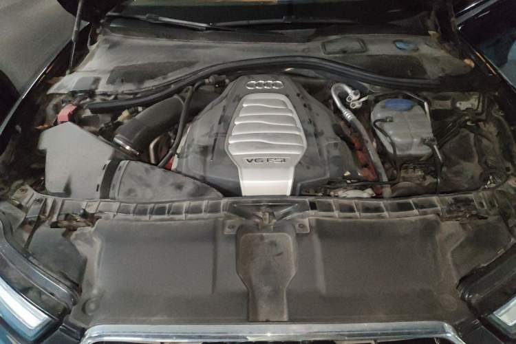 Used Audi A6L 2016 30 FSI Technology Model Engine Bay