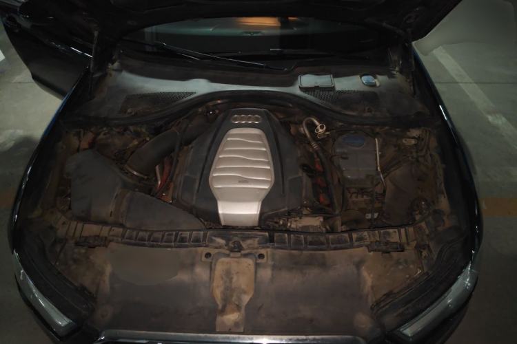 Used Audi A6L 2016 30 FSI Comfort Version Engine Bay