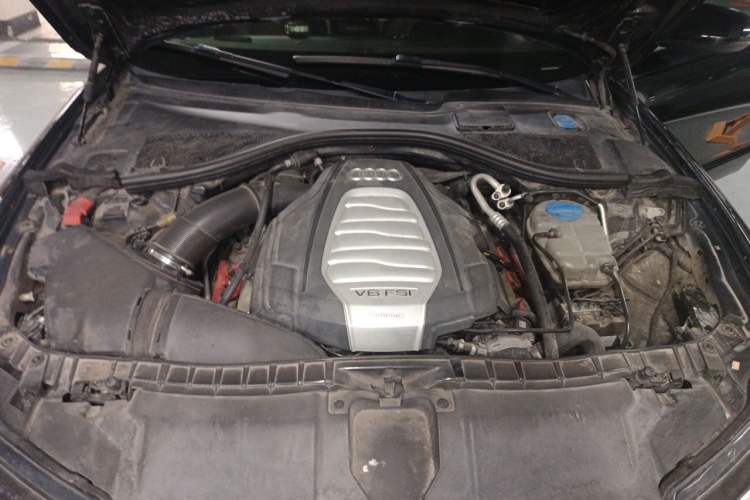 Used Audi A6L 2016 30 FSI Comfort Version Engine Bay