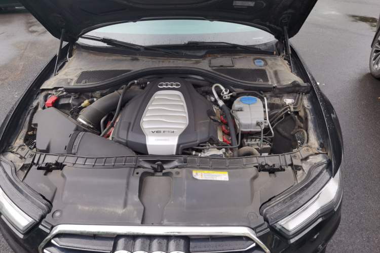 Used Audi A6L 2016 30 FSI Comfort Version Engine Bay