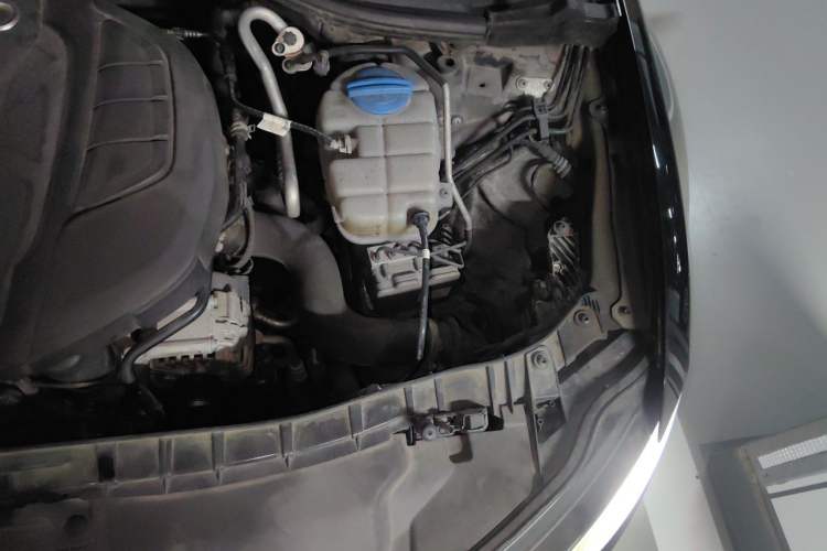 Used Audi A6L 2016 TFSI Technology Edition Engine Bay Left