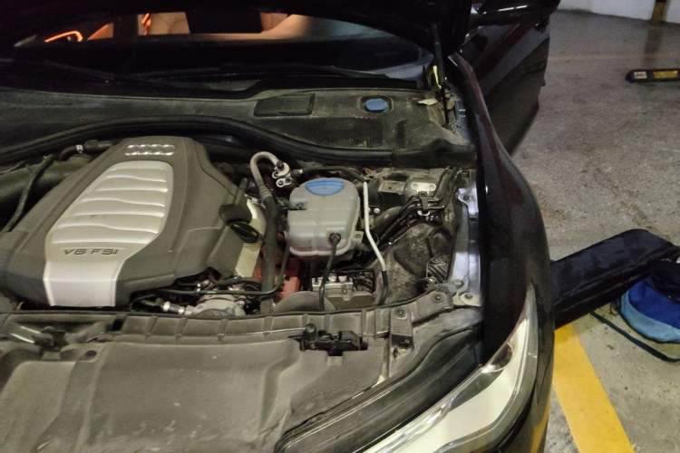 Used Audi A6L 2016 30 FSI Comfort Version Engine Bay Left