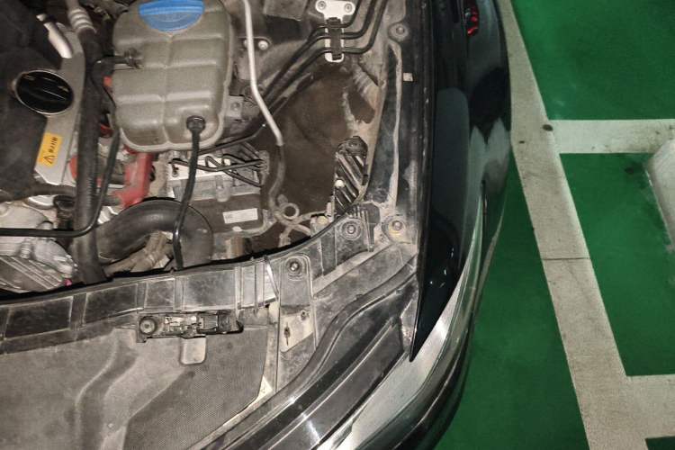 Used Audi A6L 2016 30 FSI Comfort Version Engine Bay Left