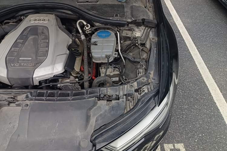 Used Audi A6L 2016 45 TFSI quattro Sport Edition Engine Bay Left