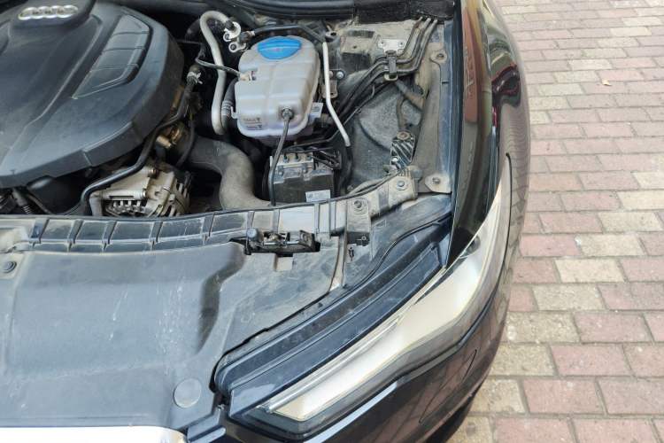 Used Audi A6L 2016 TFSI Comfort Model Engine Bay Left