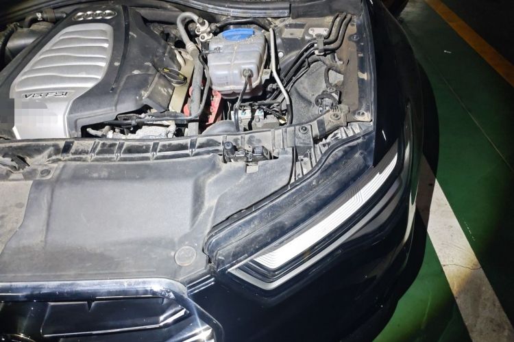 Used Audi A6L 2016 30 FSI Comfort Version Engine Bay Left