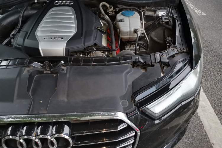 Used Audi A6L 2016 30 FSI Comfort Version Engine Bay Left