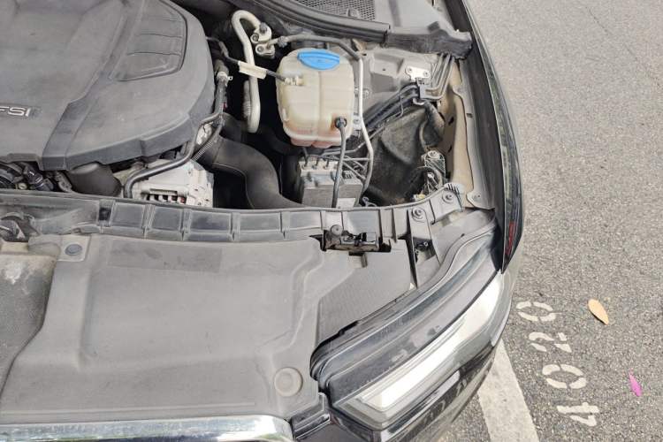 Used Audi A6L 2016 TFSI Technology Edition Engine Bay Left