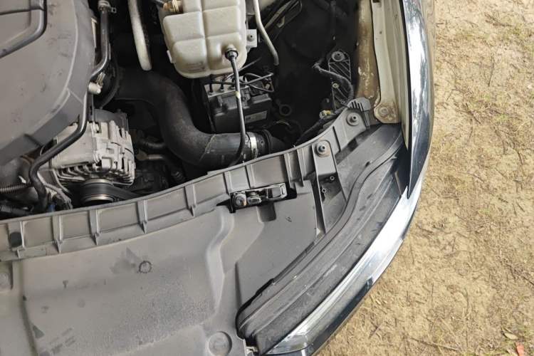 Used Audi A6L 2016 TFSI Technology Edition Engine Bay Left