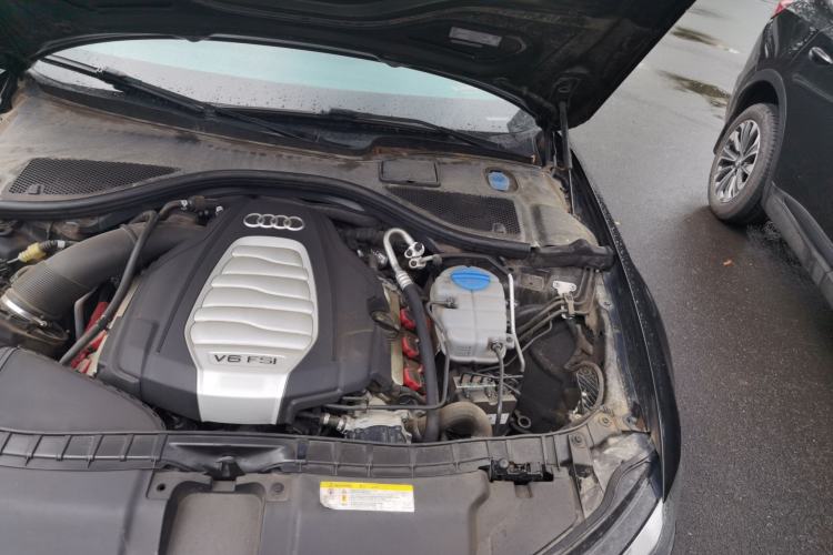 Used Audi A6L 2016 30 FSI Comfort Version Engine Bay Left