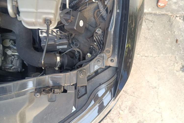 Used Audi A6L 2016 TFSI Technology Edition Engine Bay Left