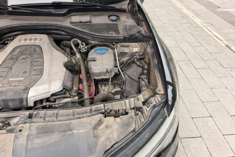 Used Audi A6L 2016 45 TFSI quattro Sport Edition Engine Bay Left