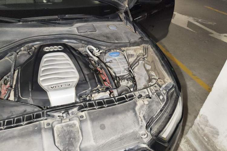 Used Audi A6L 2016 30 FSI Comfort Version Engine Bay Left