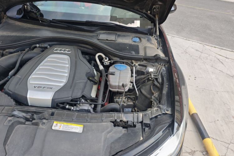 Used Audi A6L 2016 30 FSI Comfort Version Engine Bay Left
