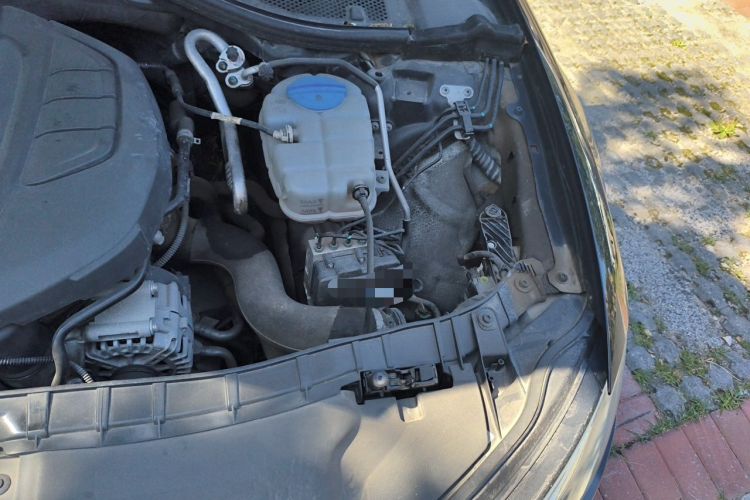 Used Audi A6L 2016 TFSI Technology Edition Engine Bay Left