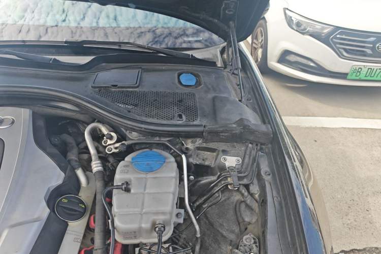 Used Audi A6L 2016 45 TFSI quattro Sport Edition Engine Bay Left