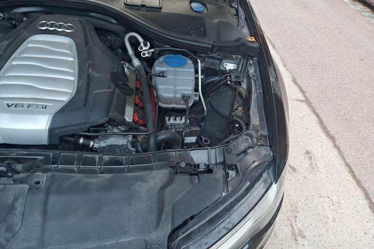 Used Audi A6L 2016 30 FSI Comfort Version Engine Bay Left