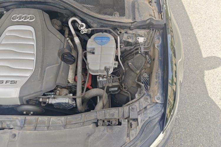 Used Audi A6L 2016 30 FSI Comfort Version Engine Bay Left