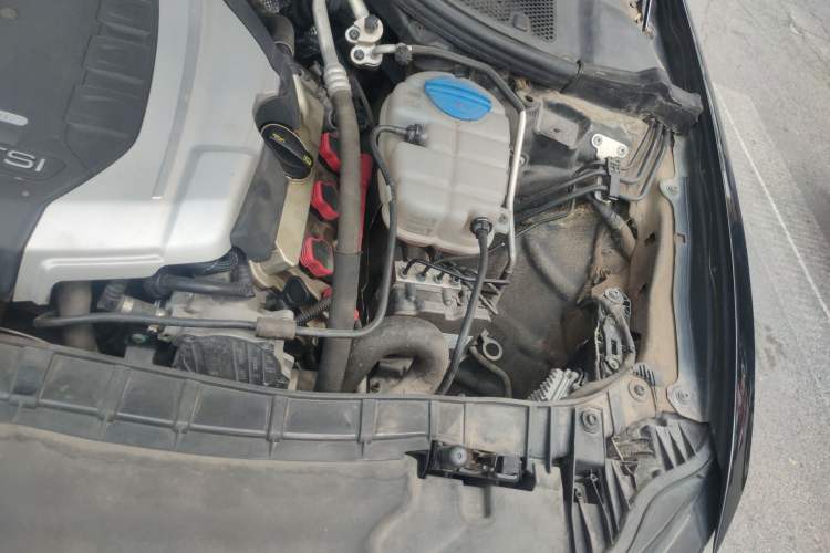 Used Audi A6L 2016 45 TFSI quattro Sport Edition Engine Bay Left