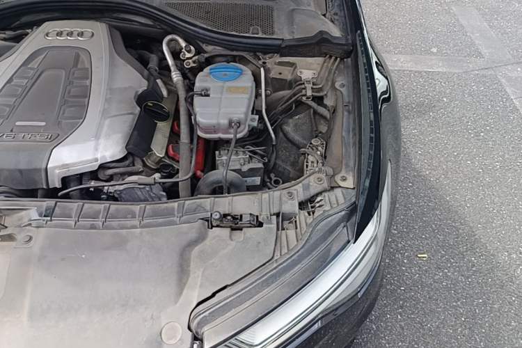 Used Audi A6L 2016 45 TFSI quattro Sport Edition Engine Bay Left