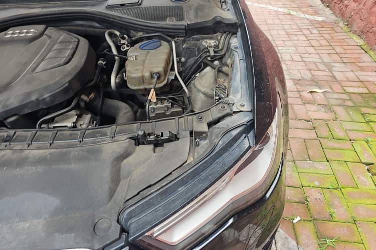 Used Audi A6L 2016 TFSI Technology Edition Engine Bay Left