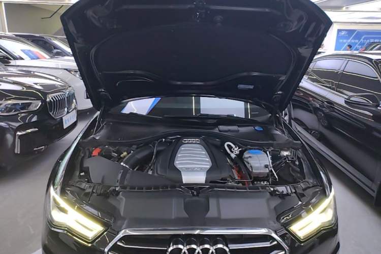 Used Audi A6L 2016 30 FSI Comfort Version Engine Bay
