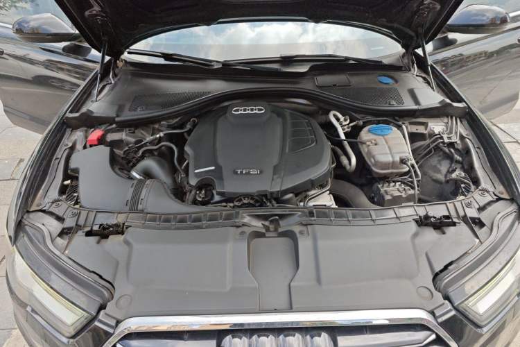 Used Audi A6L 2016 TFSI Comfort Model Engine Bay