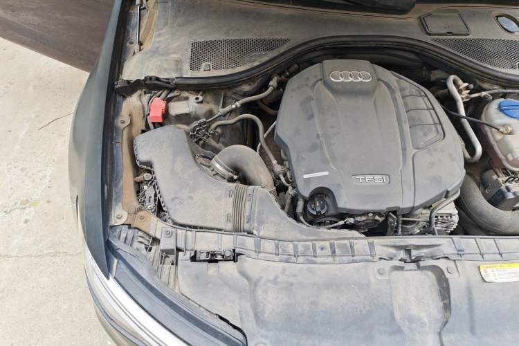 Used Audi A6L 2016 TFSI Sport Edition Engine Bay Right