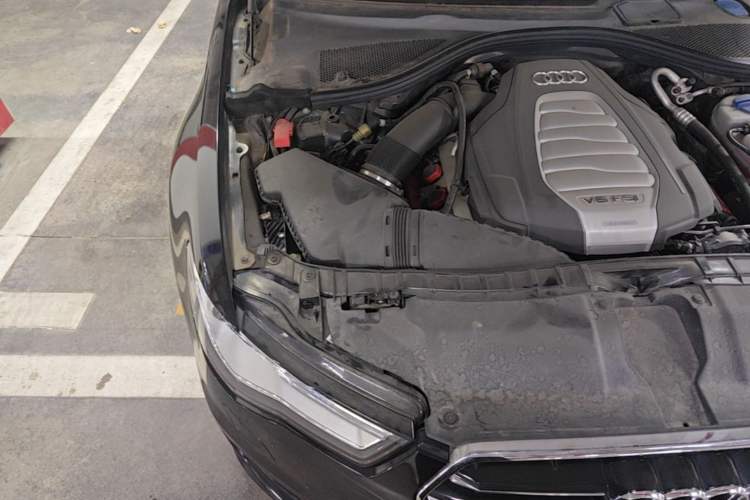 Used Audi A6L 2016 30 FSI Comfort Version Engine Bay Right