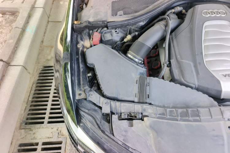 Used Audi A6L 2016 30 FSI Comfort Version Engine Bay Right