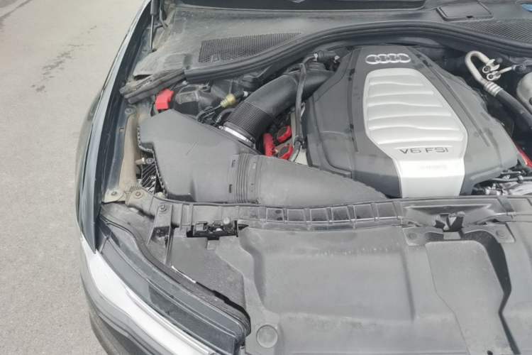 Used Audi A6L 2016 30 FSI Comfort Version Engine Bay Right