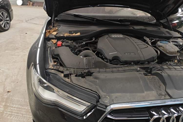 Used Audi A6L 2016 TFSI Technology Edition Engine Bay Right