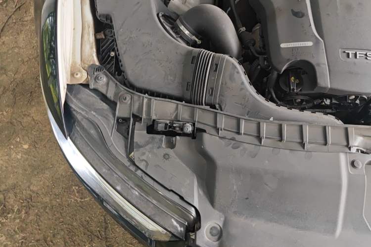 Used Audi A6L 2016 TFSI Technology Edition Engine Bay Right