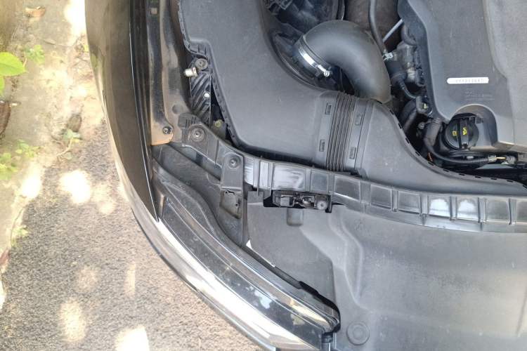Used Audi A6L 2016 TFSI Technology Edition Engine Bay Right