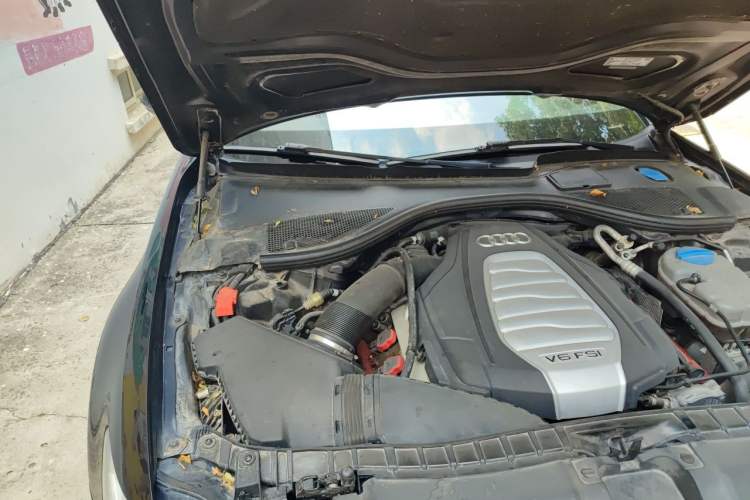 Used Audi A6L 2016 30 FSI Technology Model Engine Bay Right