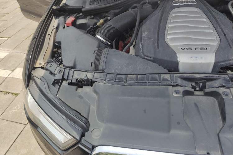 Used Audi A6L 2016 30 FSI Technology Model Engine Bay Right