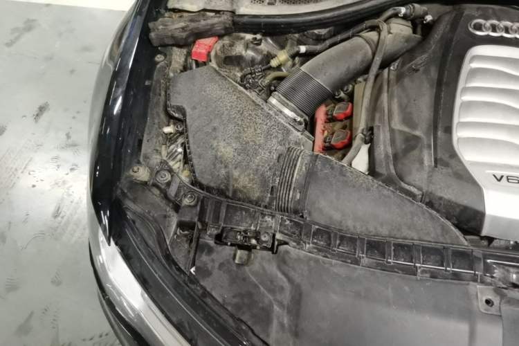 Used Audi A6L 2016 30 FSI Comfort Version Engine Bay Right