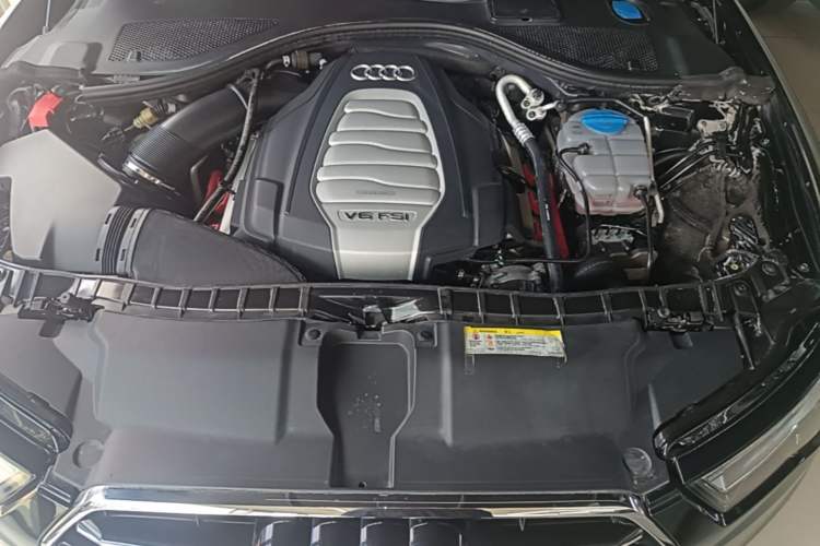 Used Audi A6L 2016 30 FSI Comfort Version Engine Bay