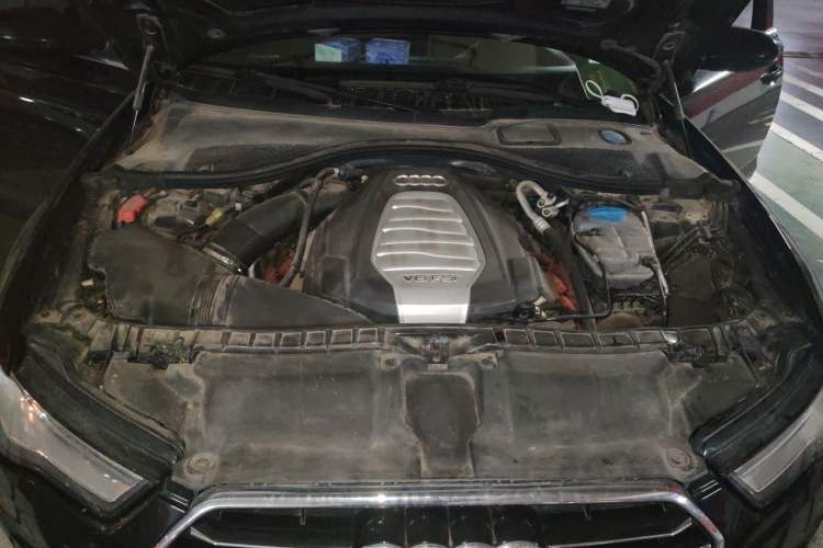 Used Audi A6L 2016 30 FSI Comfort Version Engine Bay