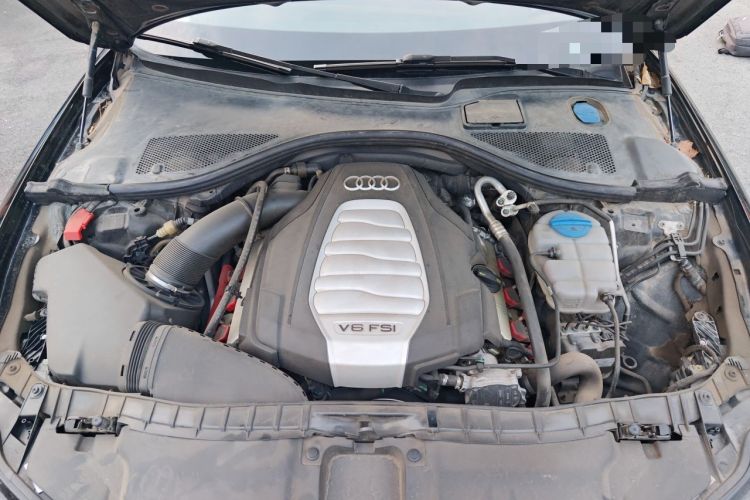 Used Audi A6L 2016 30 FSI Comfort Version Engine Bay